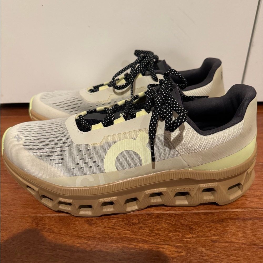 MEN'S ON CLOUDMONSTER RUNNING SHOES